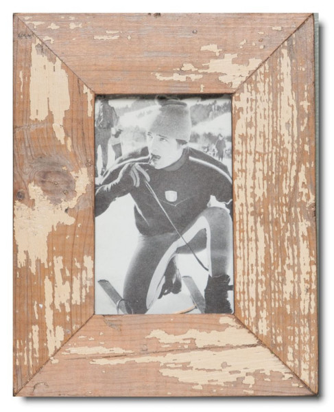 Distressed wood picture frame for the picture format 10 x 15 cm