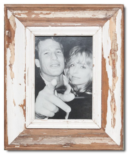 Distressed wood picture frame for the picture size DIN A5