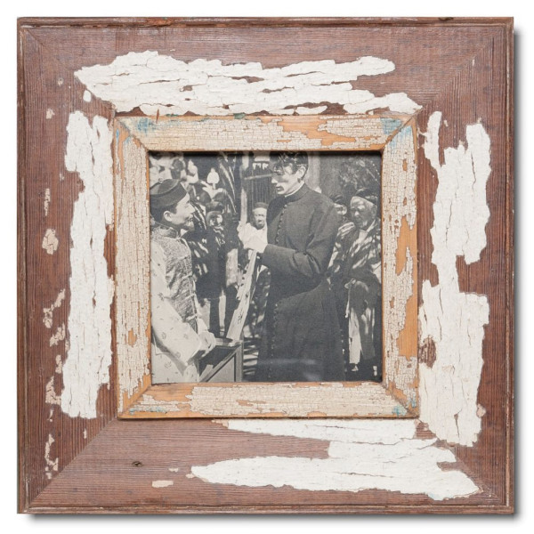 Quadratischer Bilderrahmen aus recyceltem Holz für die Fotogröße DIN A5 Quadrat aus Kapstadt
