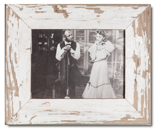 Kleiner Vintage-Bilderrahmen für die Bildgröße 20 x 15 cm mit einem schmalen Rahmen