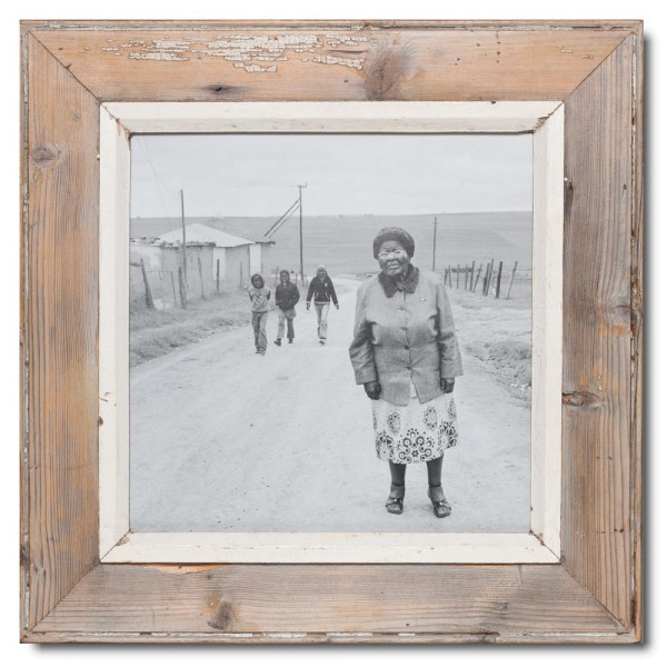 Quadratischer Altholz-Bilderrahmen für die Bildgröße 29,7 x 29,7 cm aus Südafrika